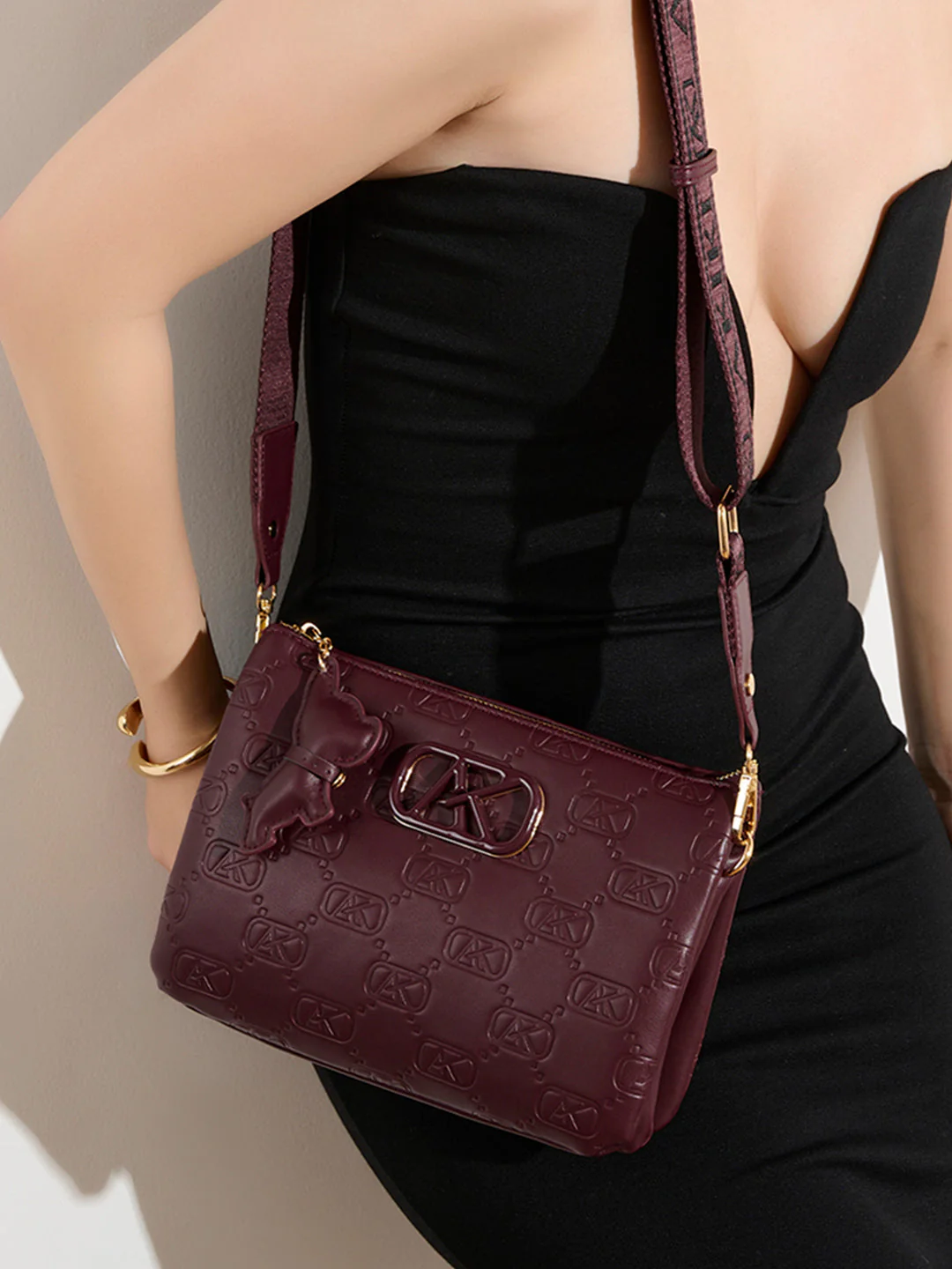 Purely 25 Medium Sling Bag - Image 36